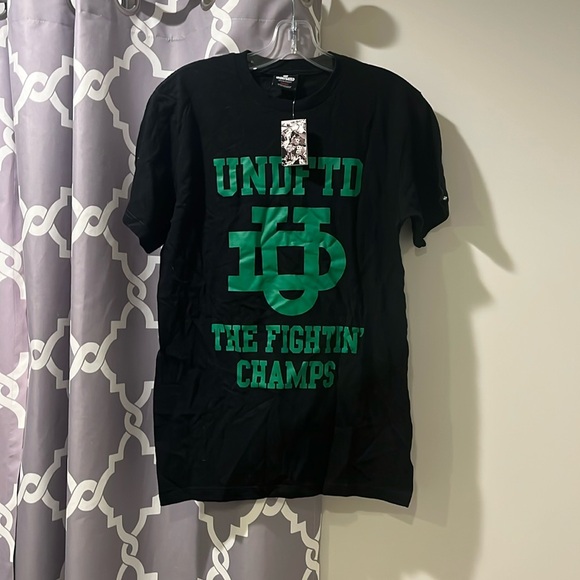 Undefeated The Fightin Champs Short sleeve T Shirt black Mens Size Small - Picture 3 of 15